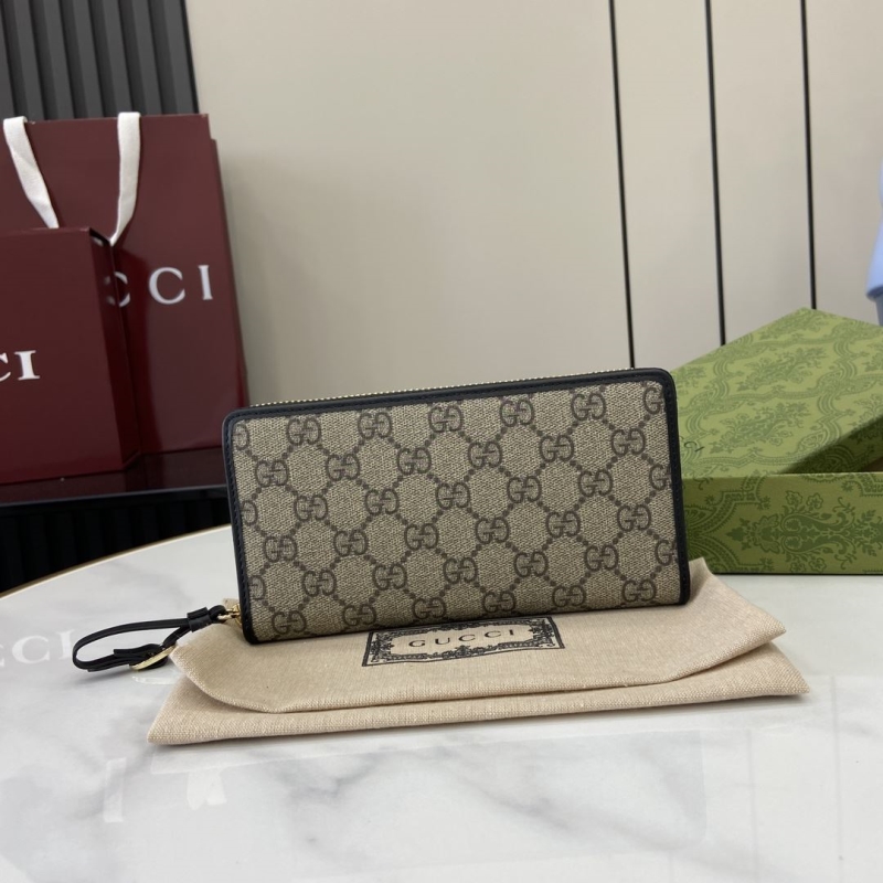 G*u*i wallets & purse